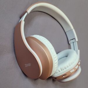 ✨️3/$25✨️ Over-Ear Headphones - Rose Gold and White- Wireless AND Wired Capable